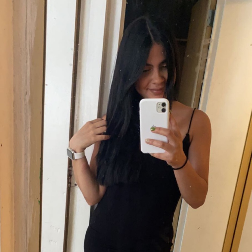 Meet your Posher, Karina esther